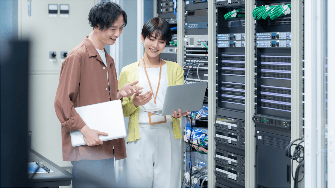 IT人材不足の現状と背景